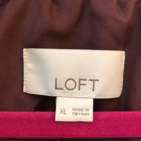 NWT LOFT burgundy/wine velvet jacket. XL. Ribbon drawstring at waist. - Picture 2 of 9
